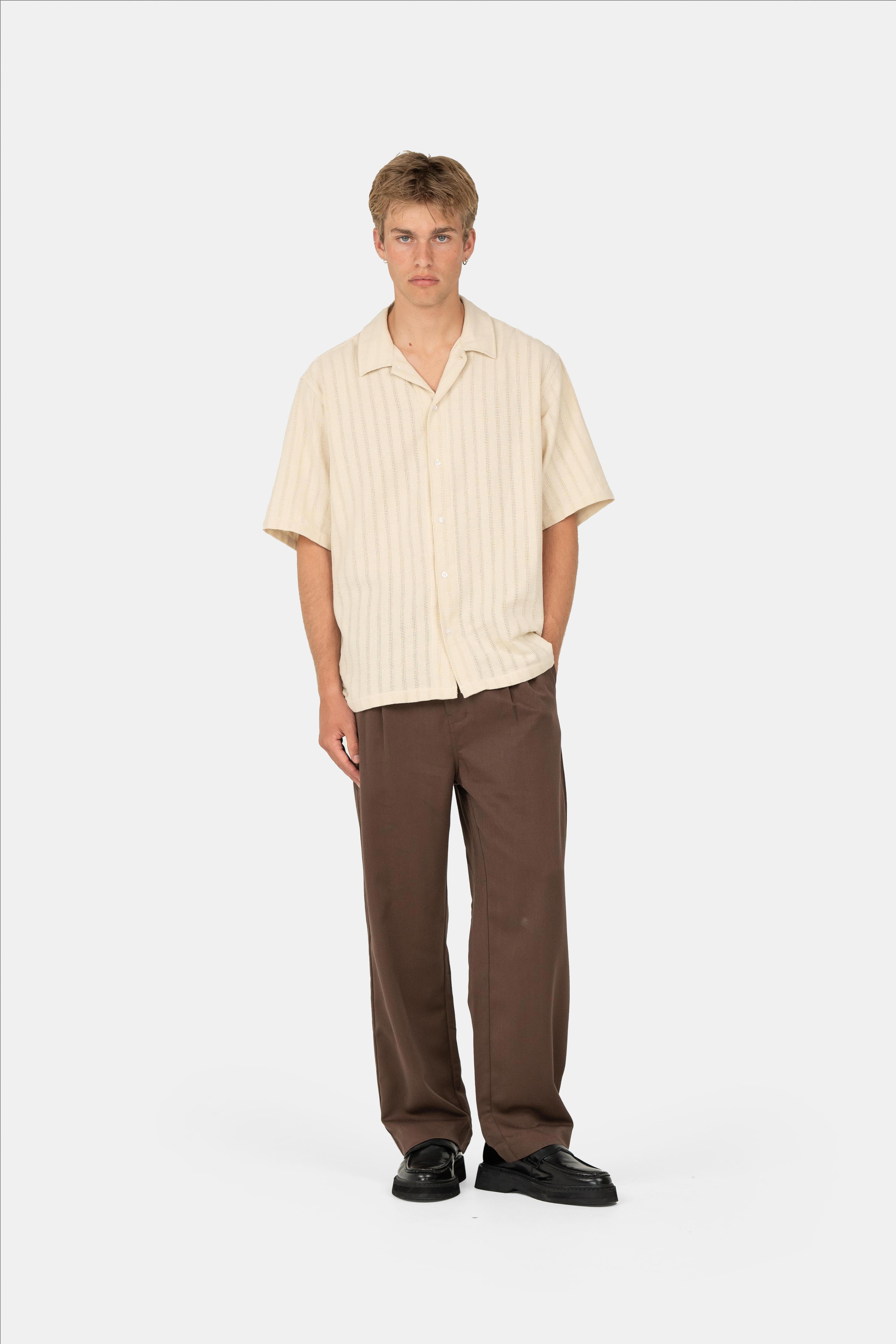 Kortermet Strikket Skjorte Beige