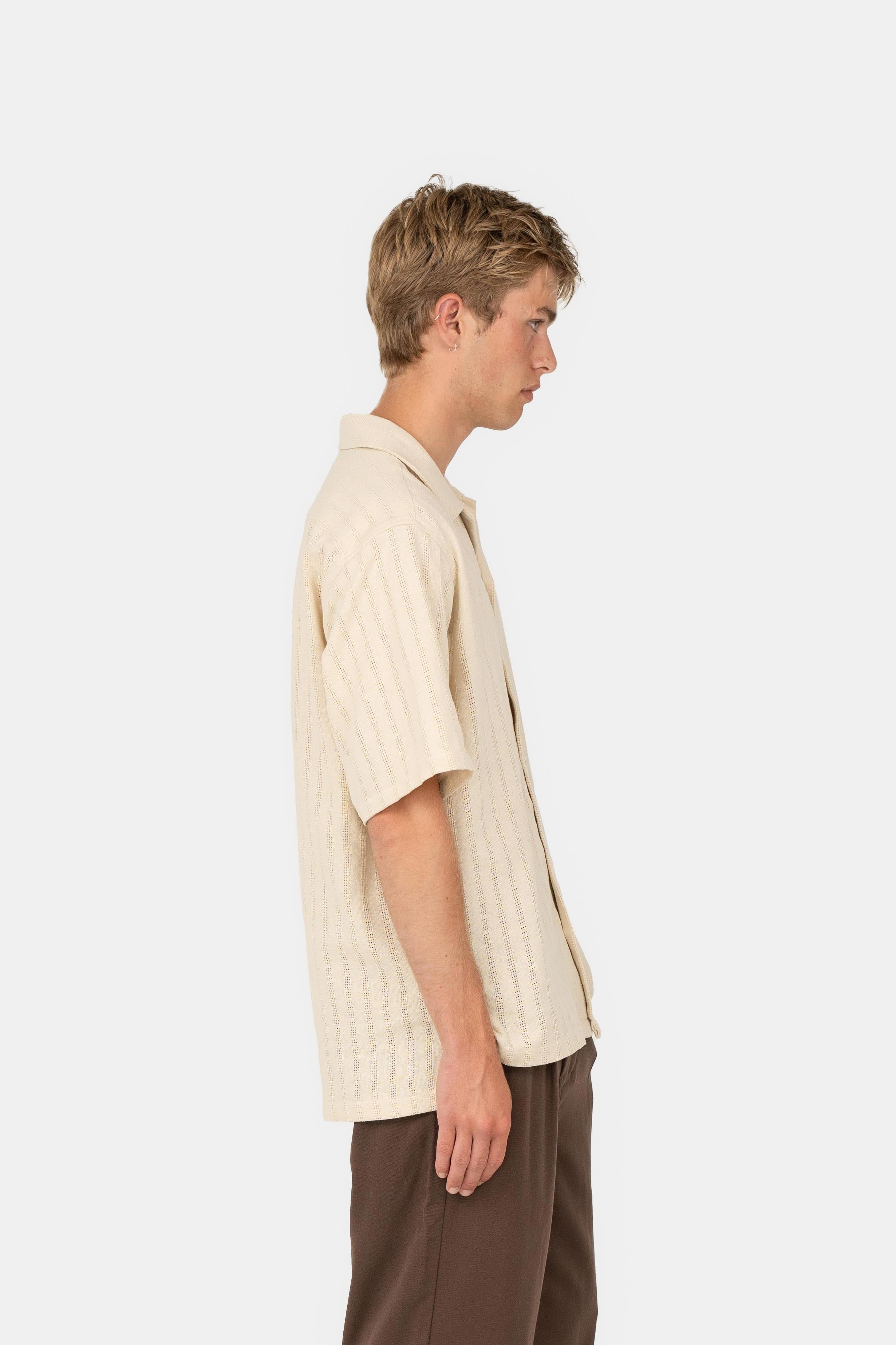 Kortermet Strikket Skjorte Beige