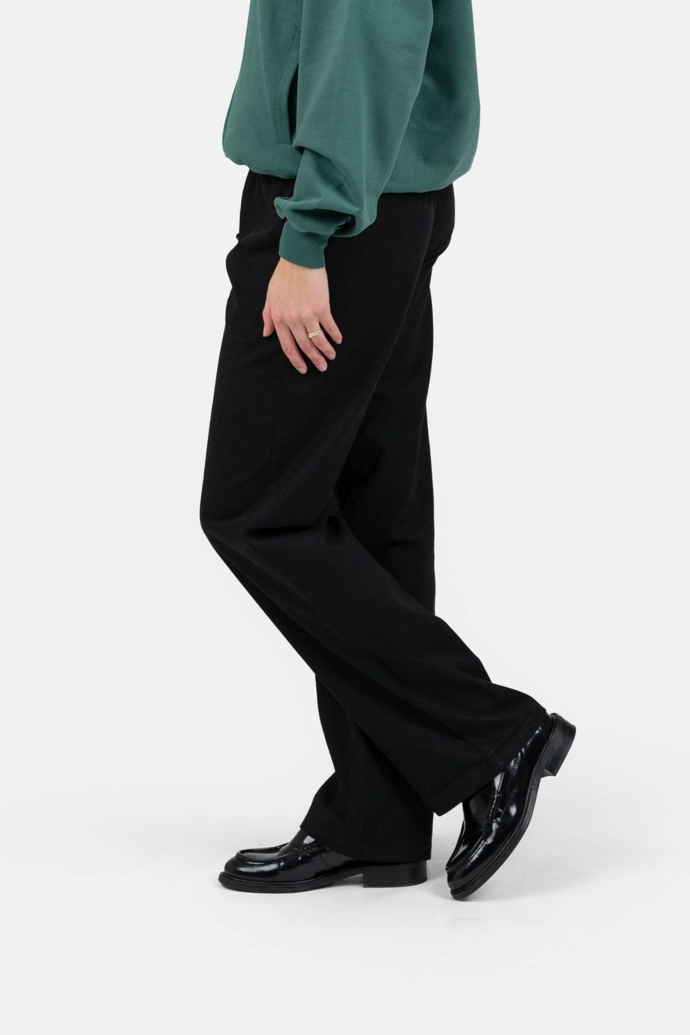 Heavyweight Hørbukser Lavtaljede Sort |  Skagen-clothing.dk