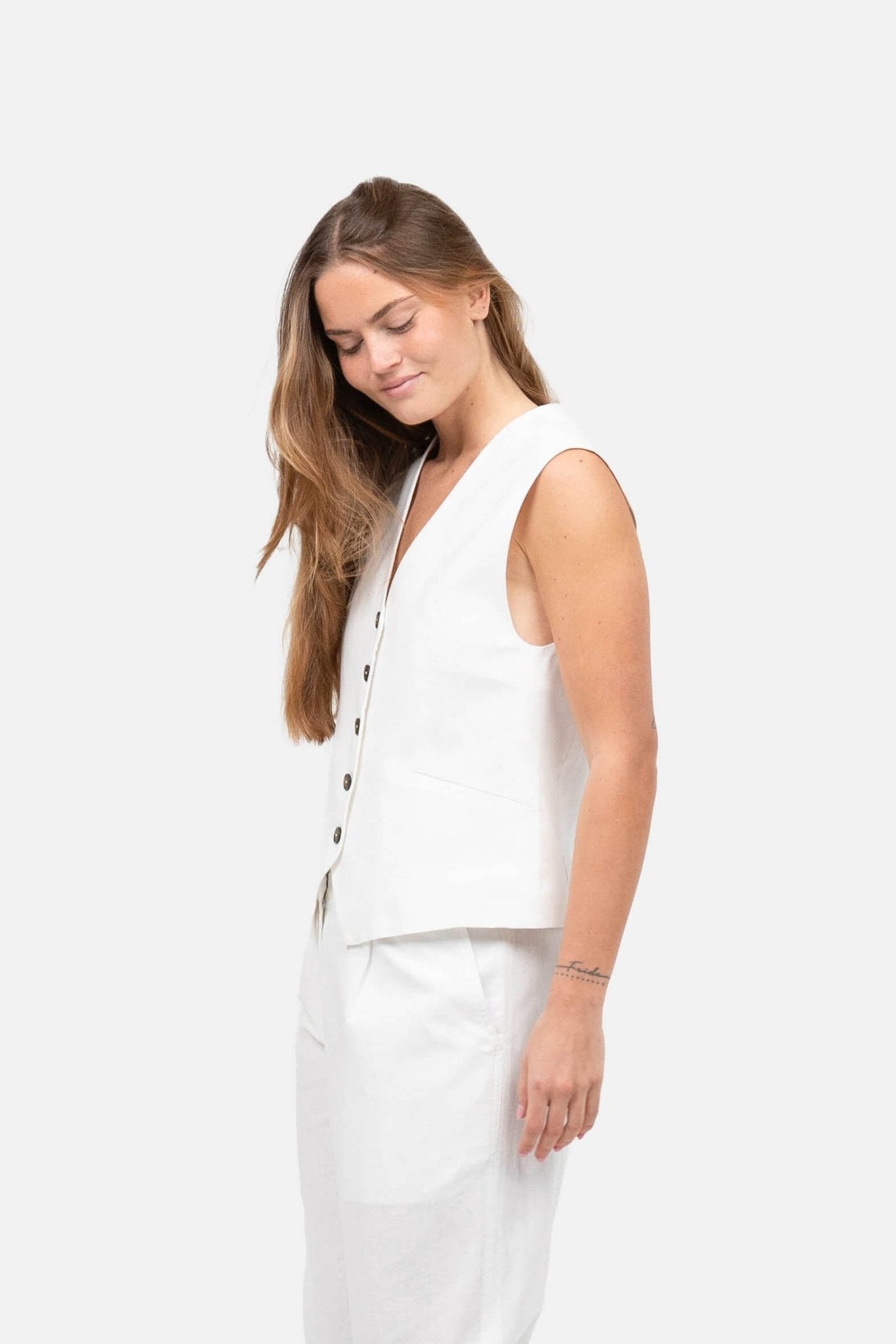 Hørvest Hvid |  Skagen-clothing.dk