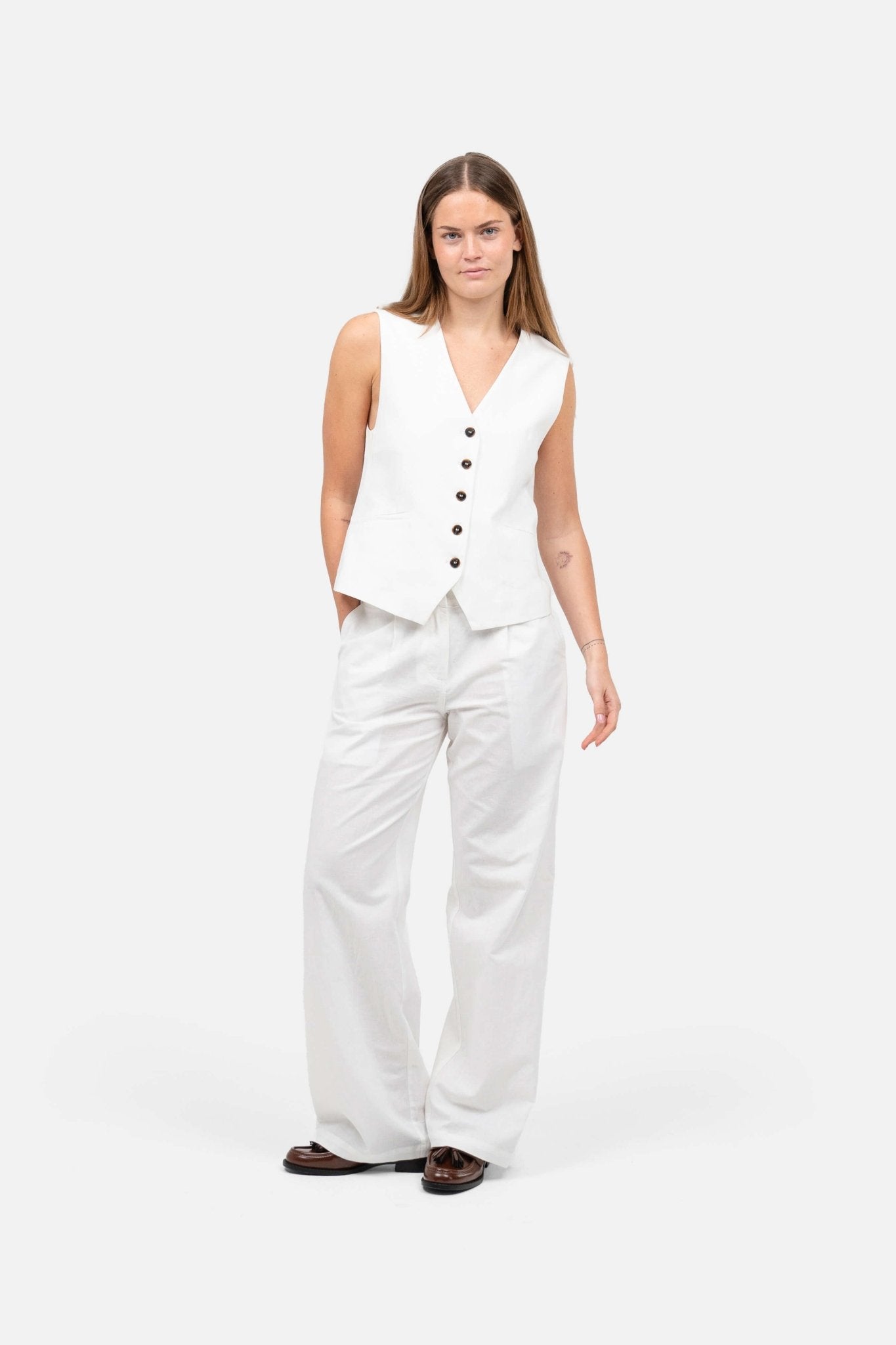 Hørvest Hvid |  Skagen-clothing.dk