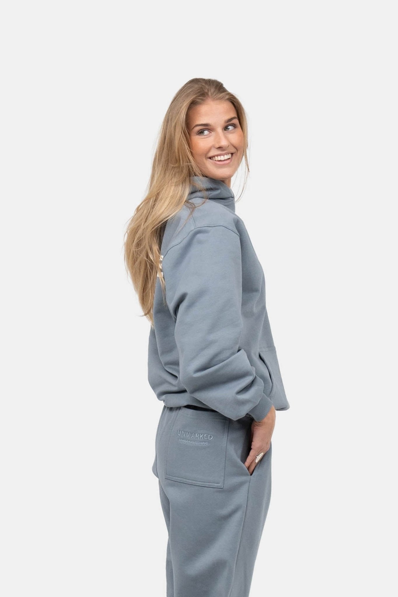 UNMARKED Hoodie Blå |  Skagen-clothing.dk