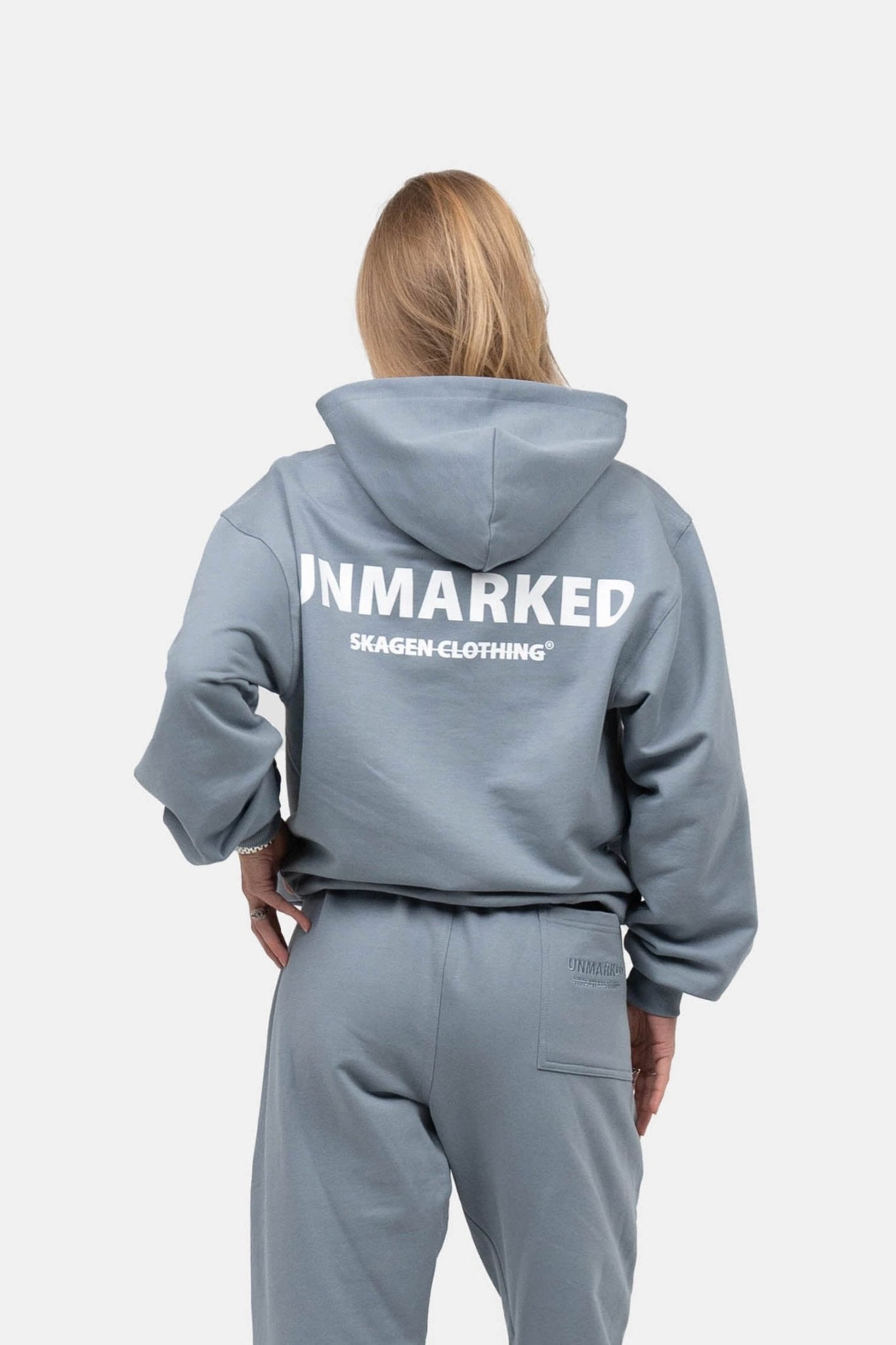 UNMARKED Hoodie Blå |  Skagen-clothing.dk