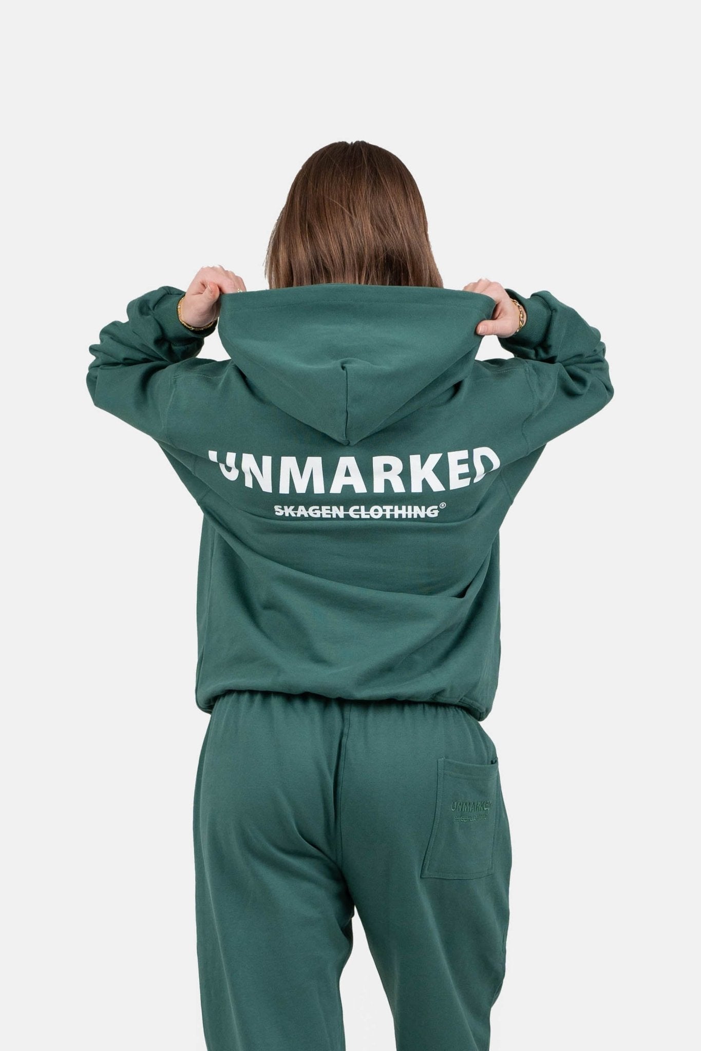 UNMARKED Hoodie Grøn |  Skagen-clothing.dk