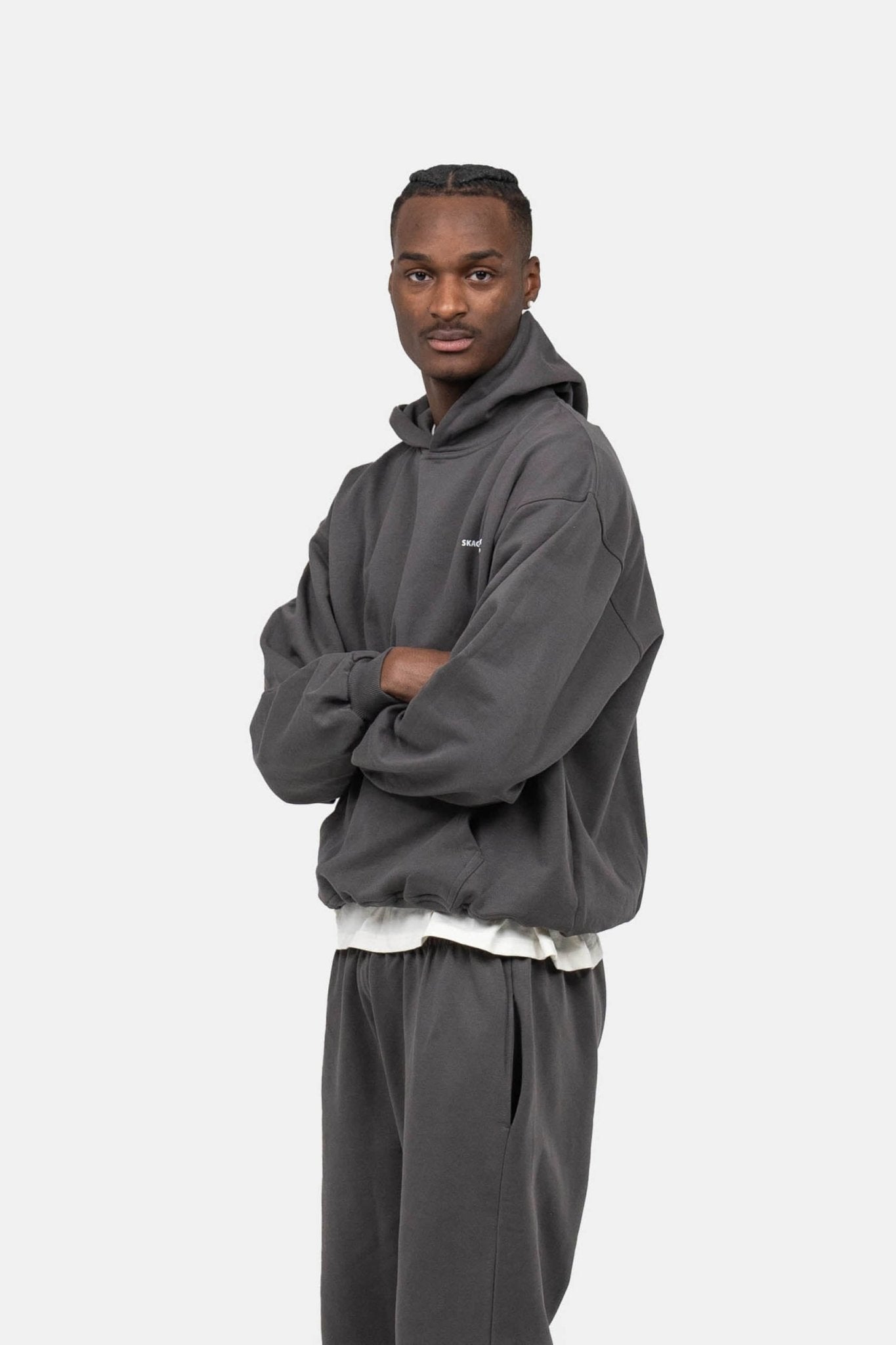 UNMARKED Hoodie Mørkegrå |  Skagen-clothing.dk