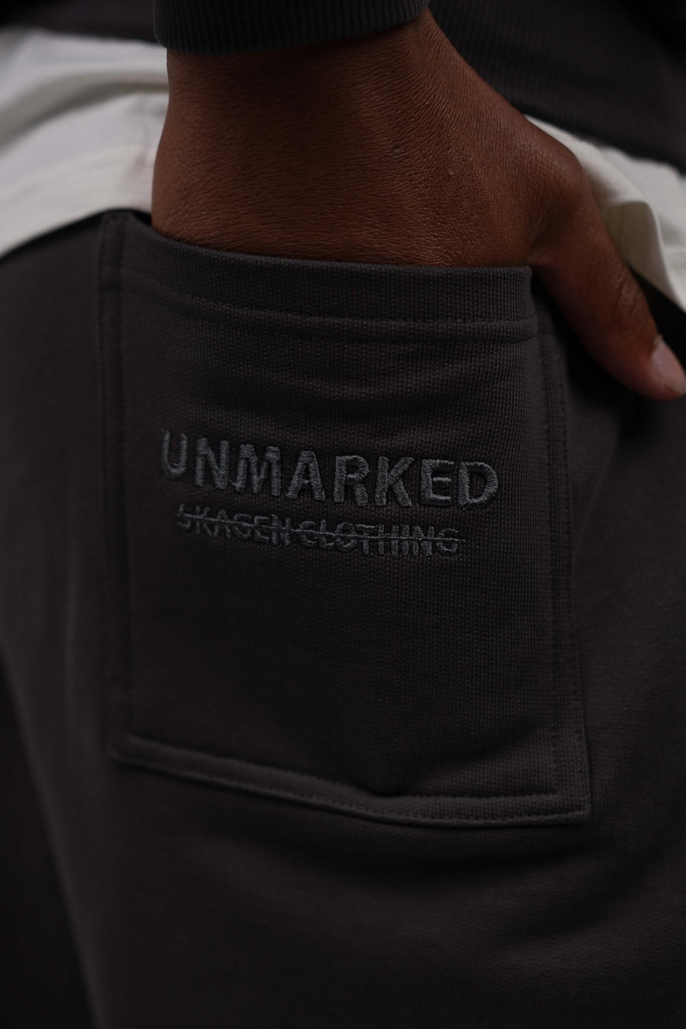 UNMARKED Sweatpants Mørkegrå |  Skagen-clothing.dk