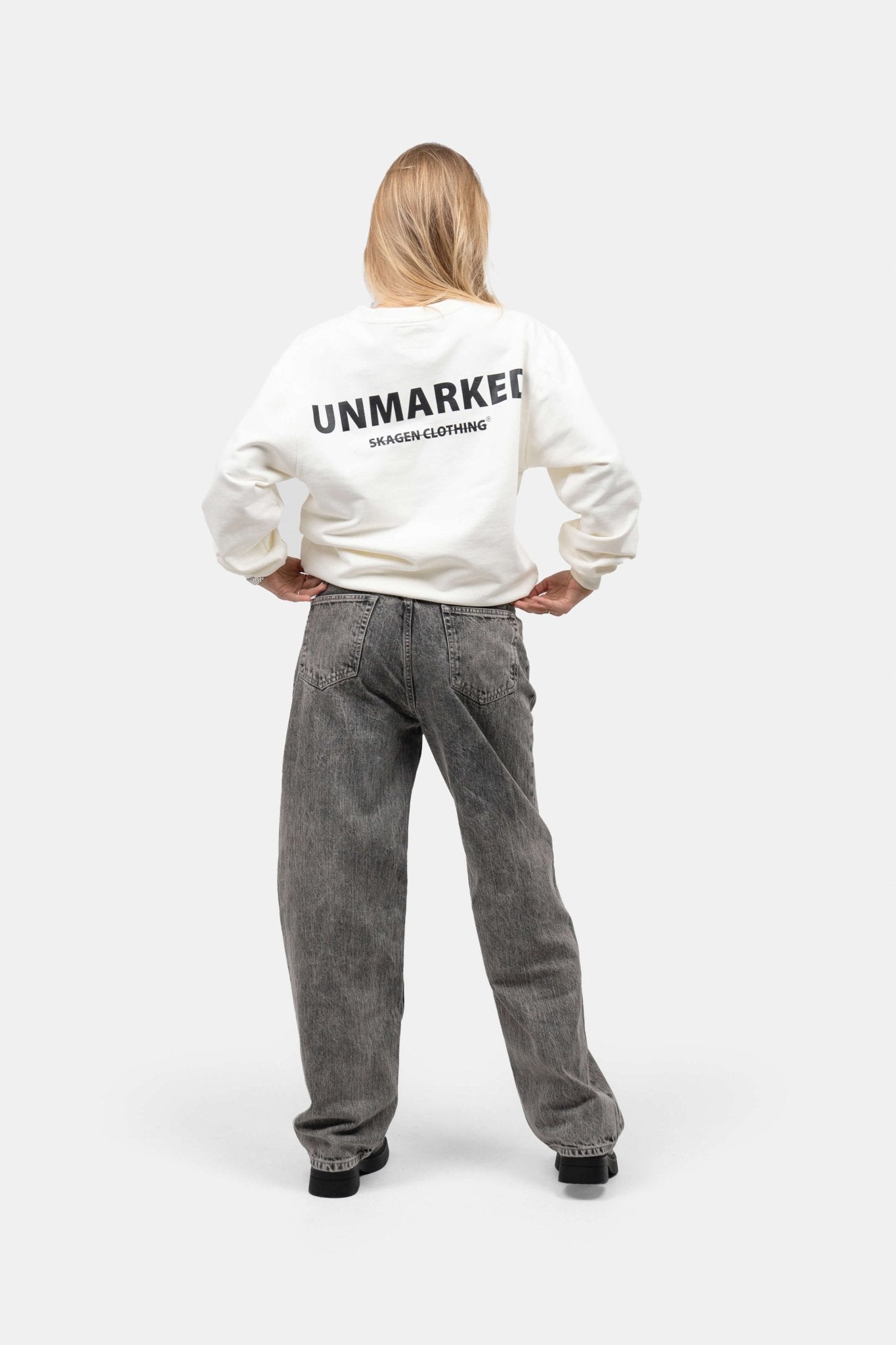 UNMARKED Sweatshirt Hvid |  Skagen-clothing.dk