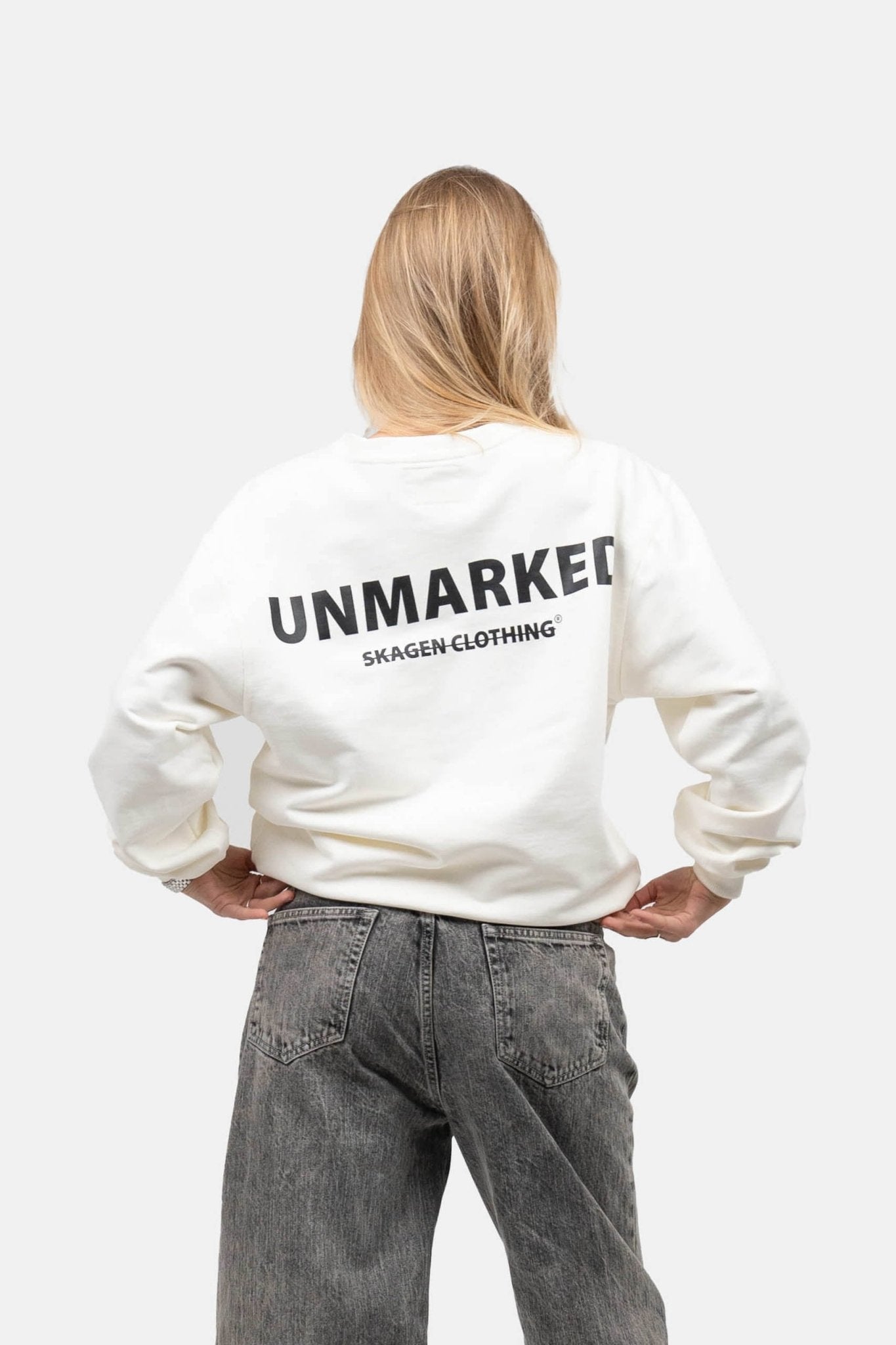 UNMARKED Sweatshirt Hvid |  Skagen-clothing.dk