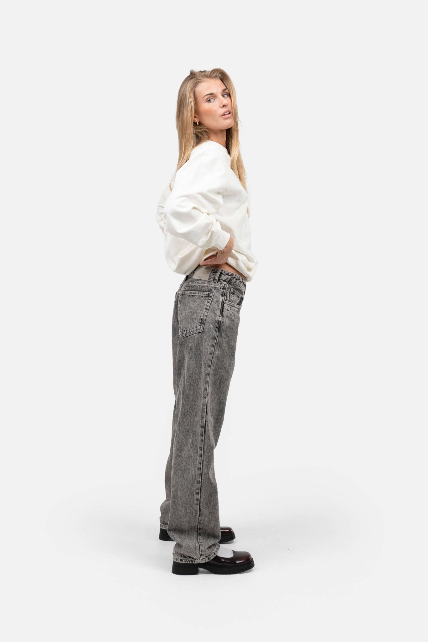 UNMARKED Sweatshirt Hvid |  Skagen-clothing.dk