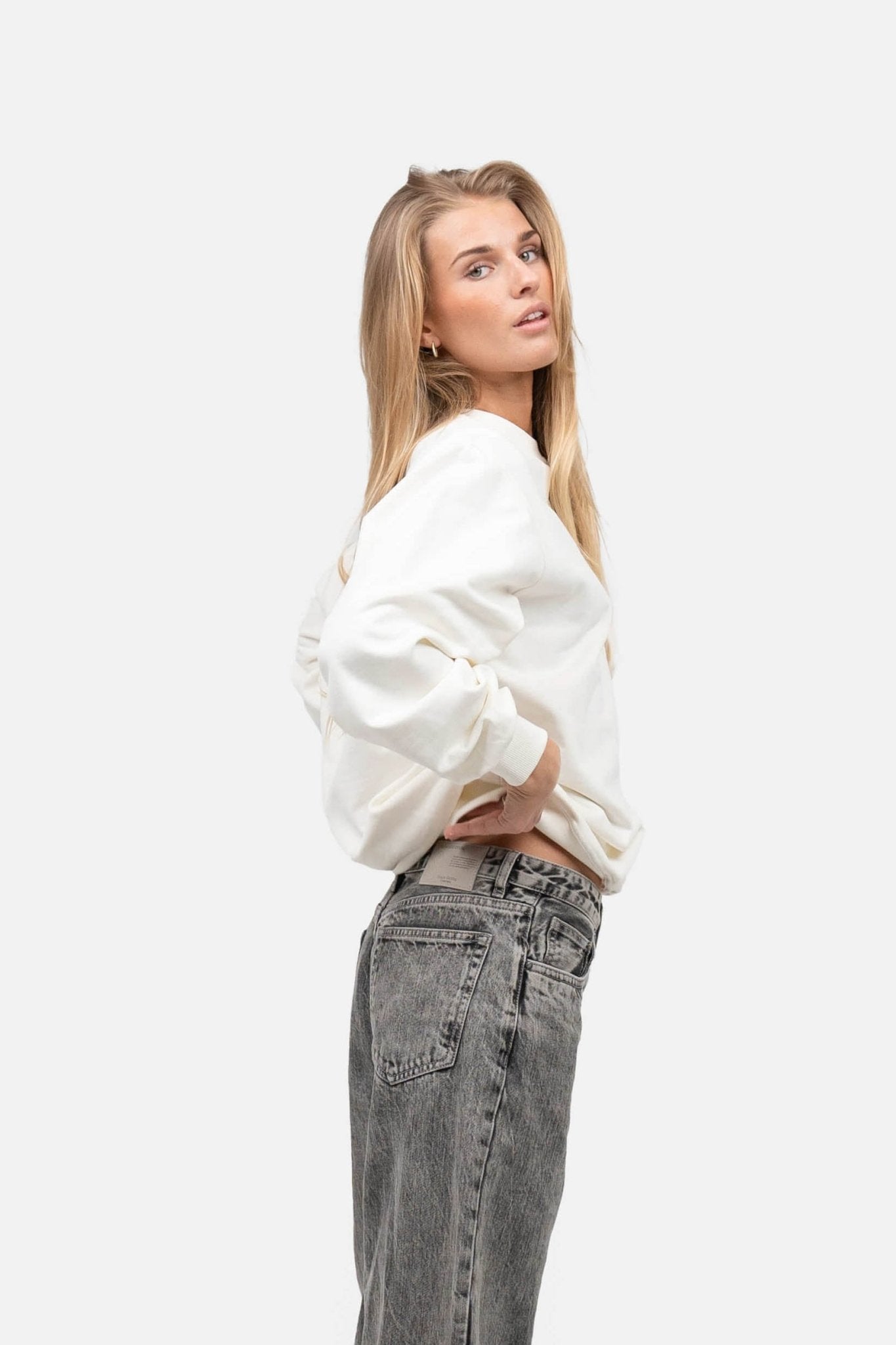 UNMARKED Sweatshirt Hvid |  Skagen-clothing.dk