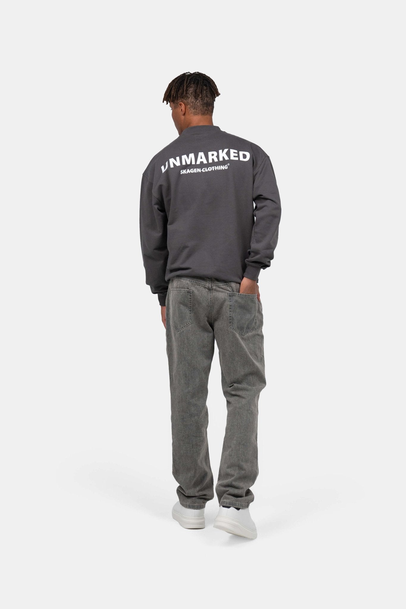 UNMARKED Sweatshirt Mørkegrå |  Skagen-clothing.dk