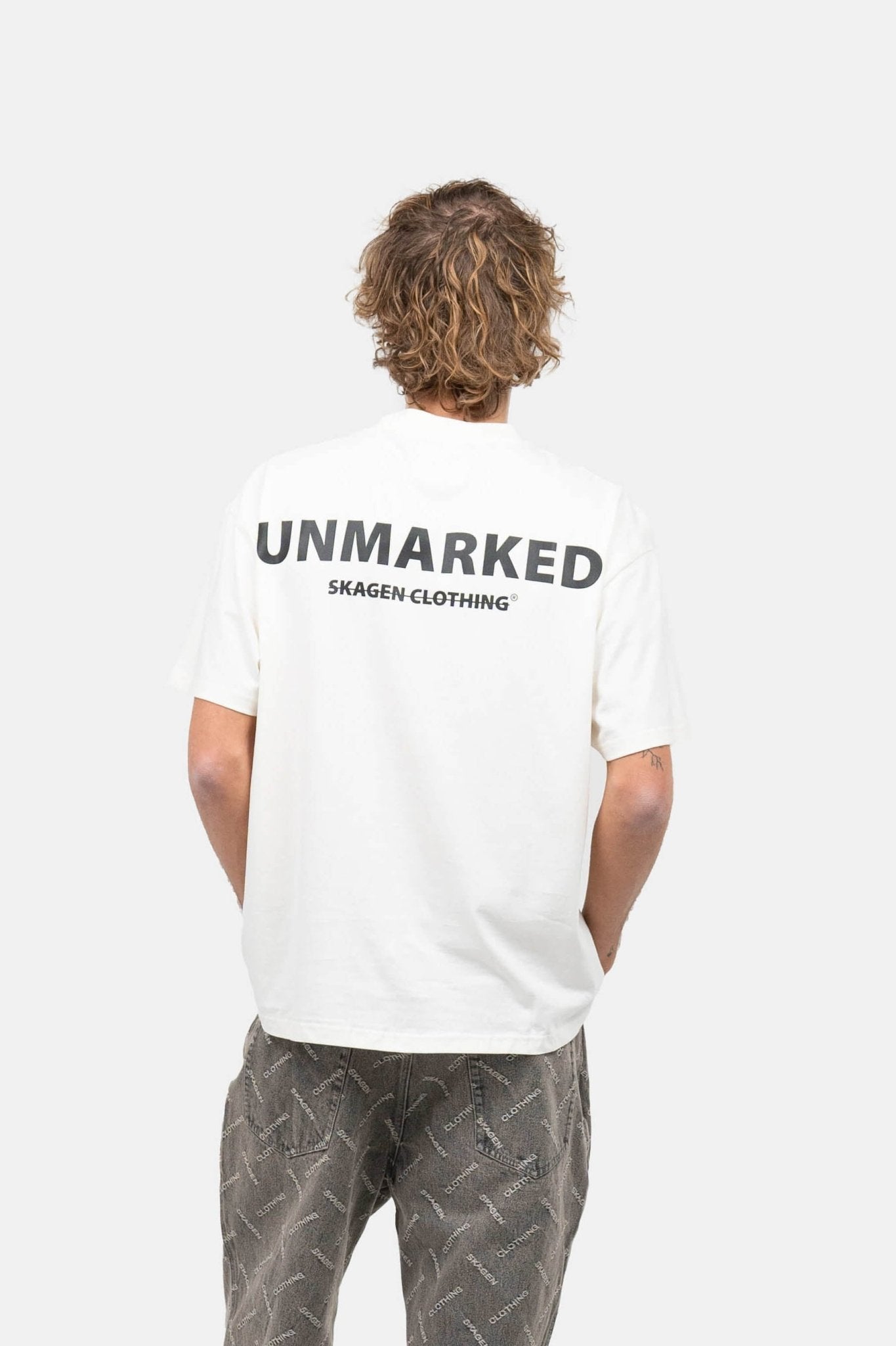 UNMARKED T-shirt Hvid |  Skagen-clothing.dk