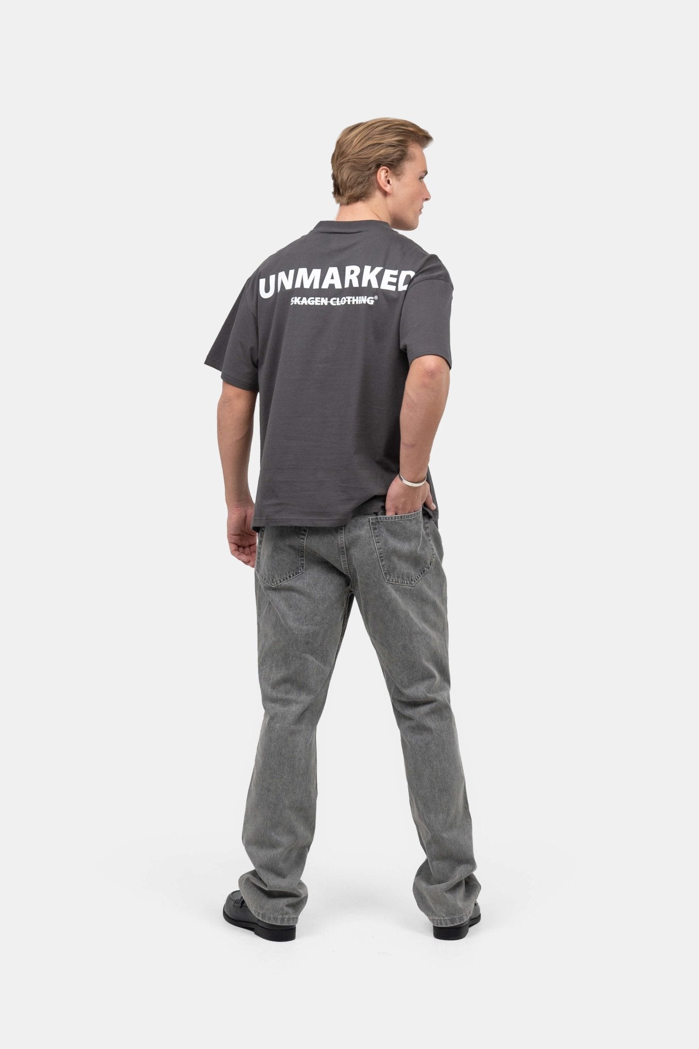 UNMARKED T-shirt Mørkegrå |  Skagen-clothing.dk