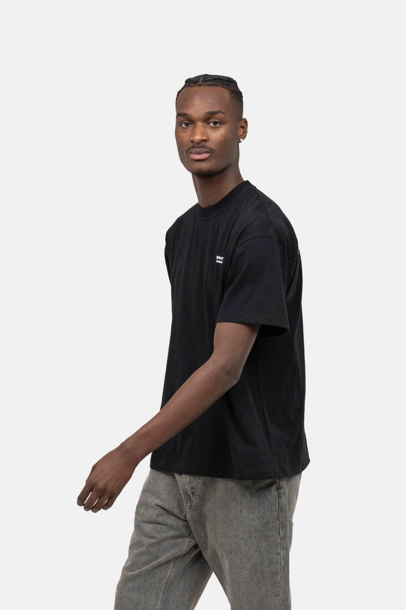 UNMARKED T-shirt Sort |  Skagen-clothing.dk