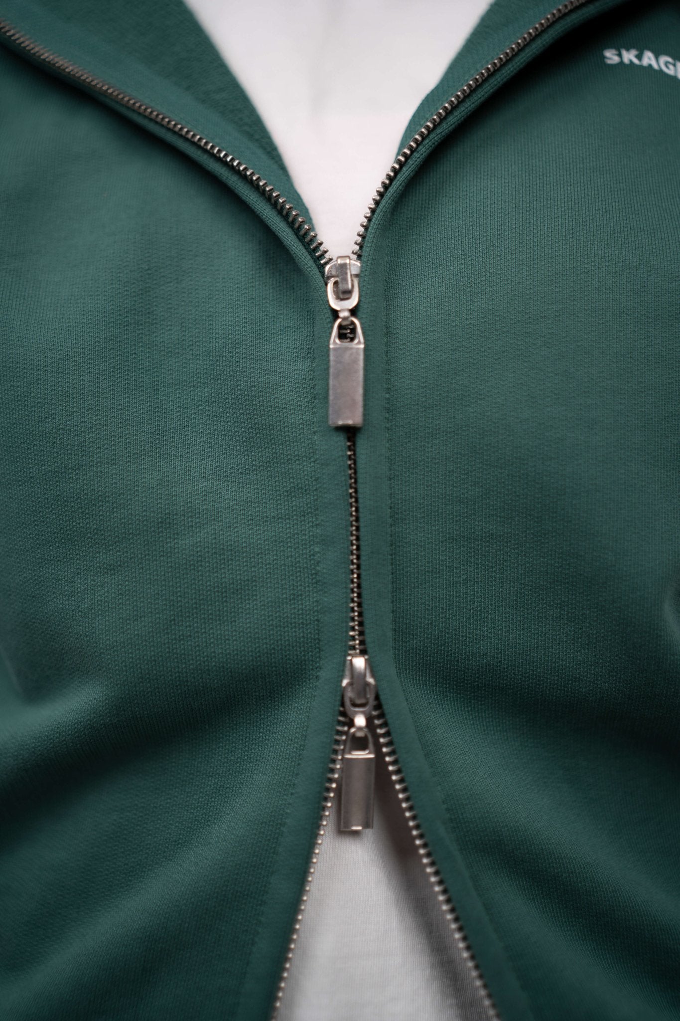 UNMARKED Zip-Hoodie Grøn |  Skagen-clothing.dk