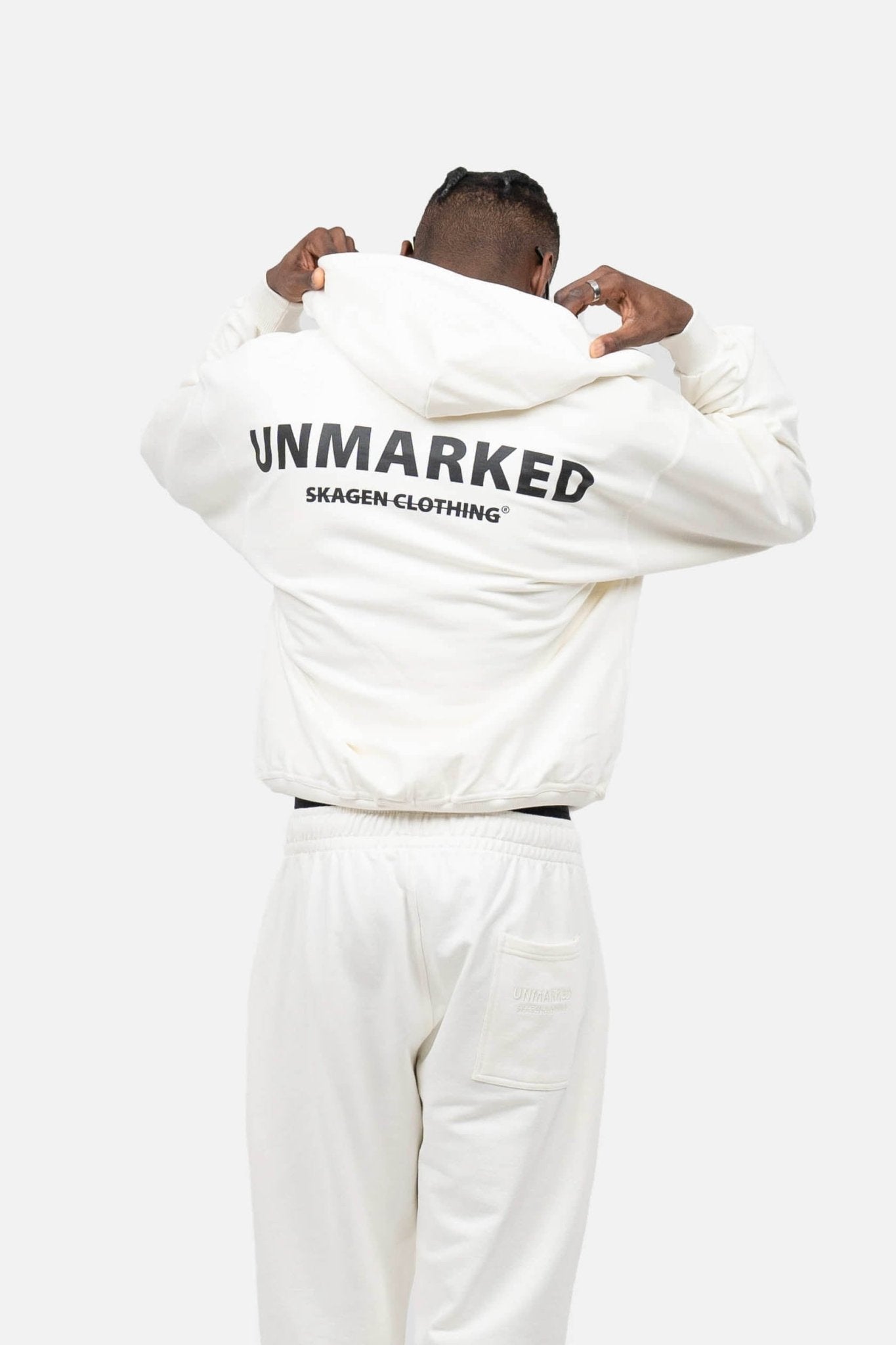 UNMARKED Zip-Hoodie Hvid |  Skagen-clothing.dk