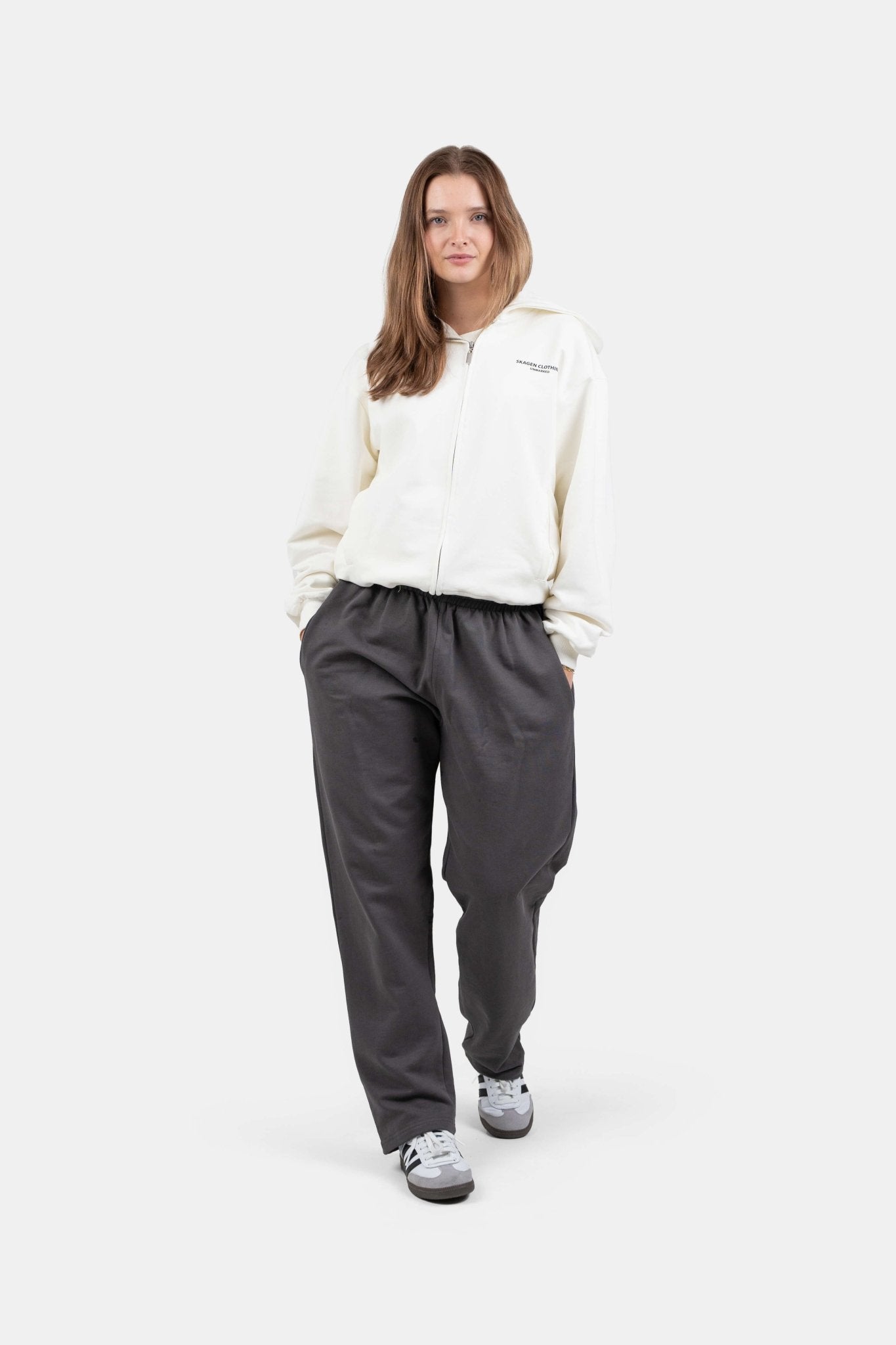UNMARKED Zip-Hoodie Hvid |  Skagen-clothing.dk