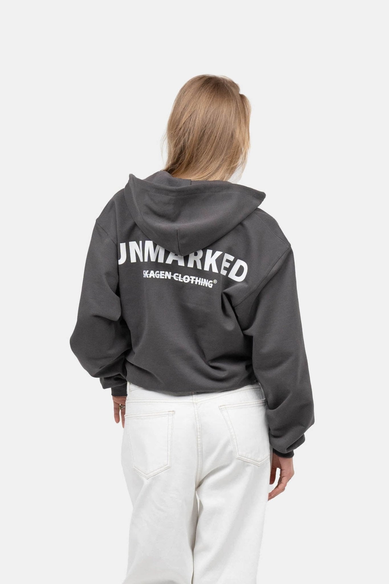 UNMARKED Zip-Hoodie Mørkegrå |  Skagen-clothing.dk
