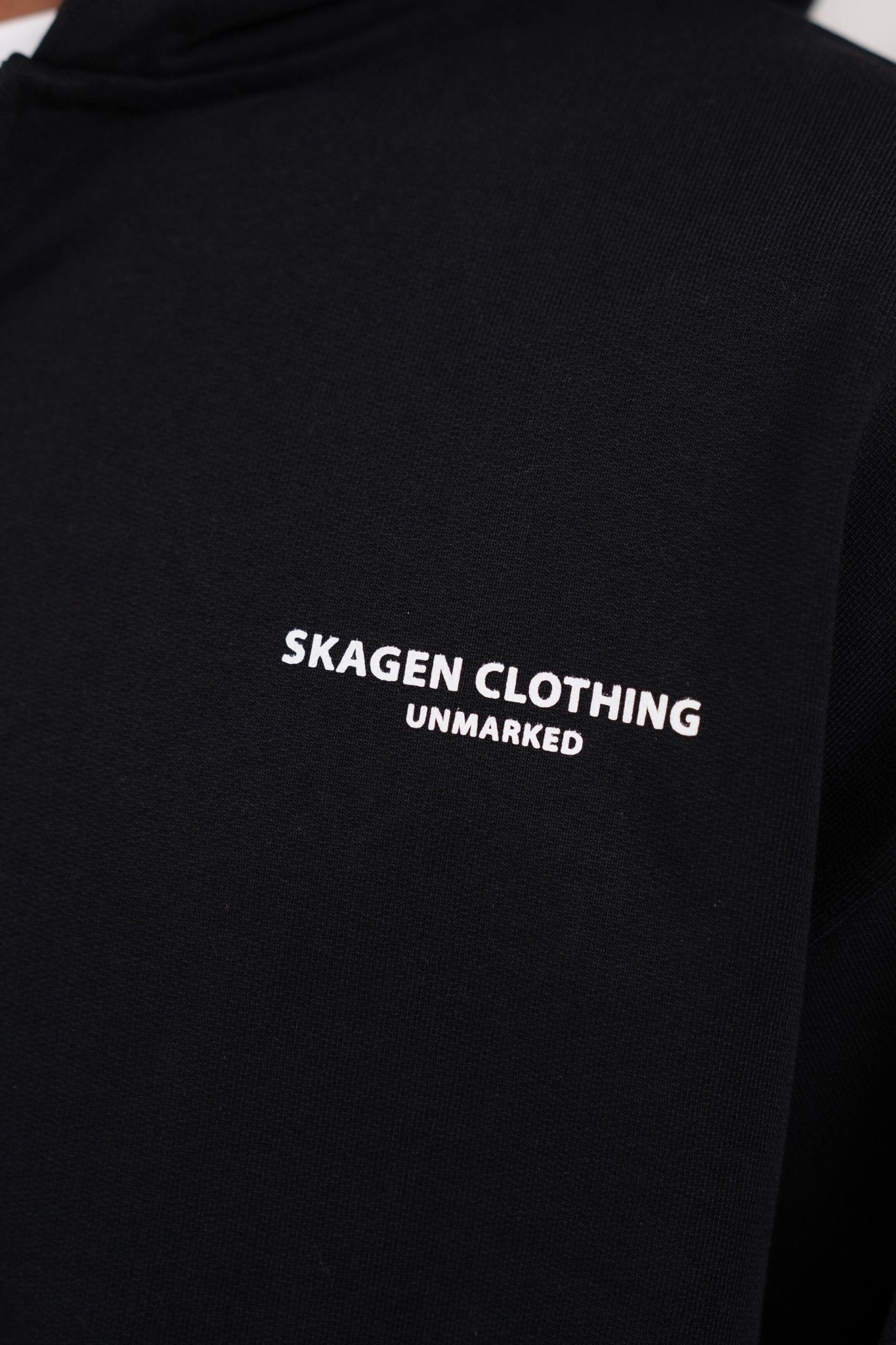 UNMARKED Zip-Hoodie Sort |  Skagen-clothing.dk